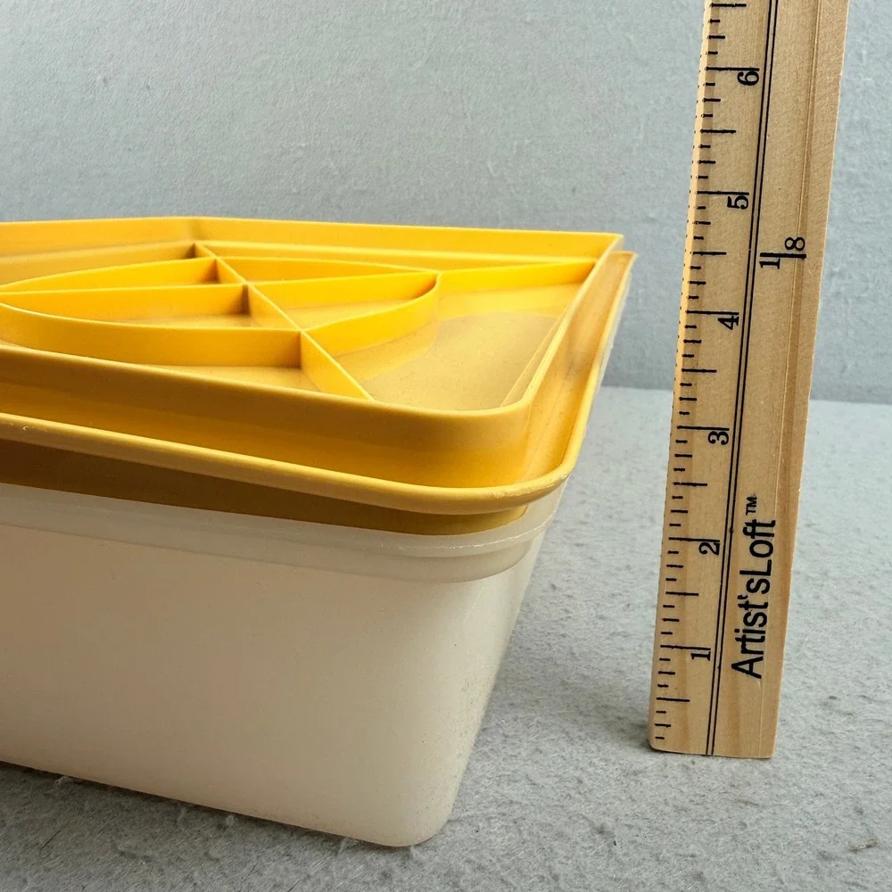 Vtg Tupperware Harvest Gold Rectangular Container Sunburst Lid‎ 1970s Retro MCM